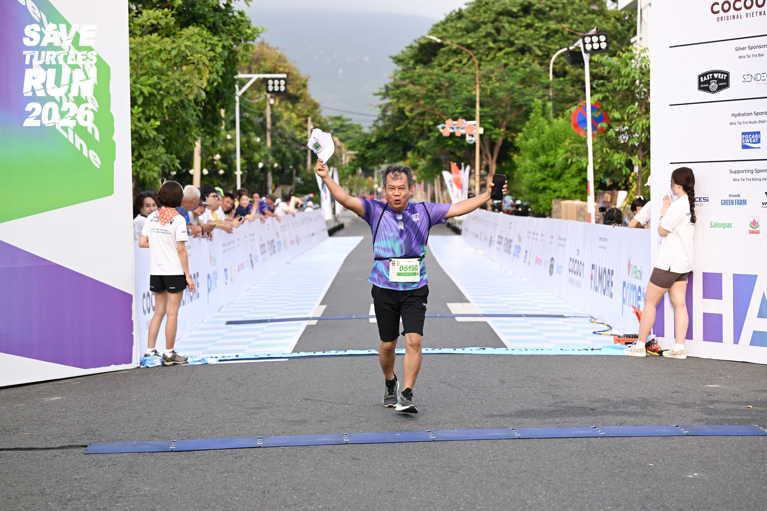 Đội Pacific Petro hoàn thành Save Turtles Run 2026